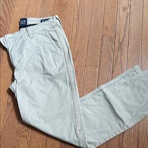 GAP Women’s Relaxed Girlfriend Cream Chinos